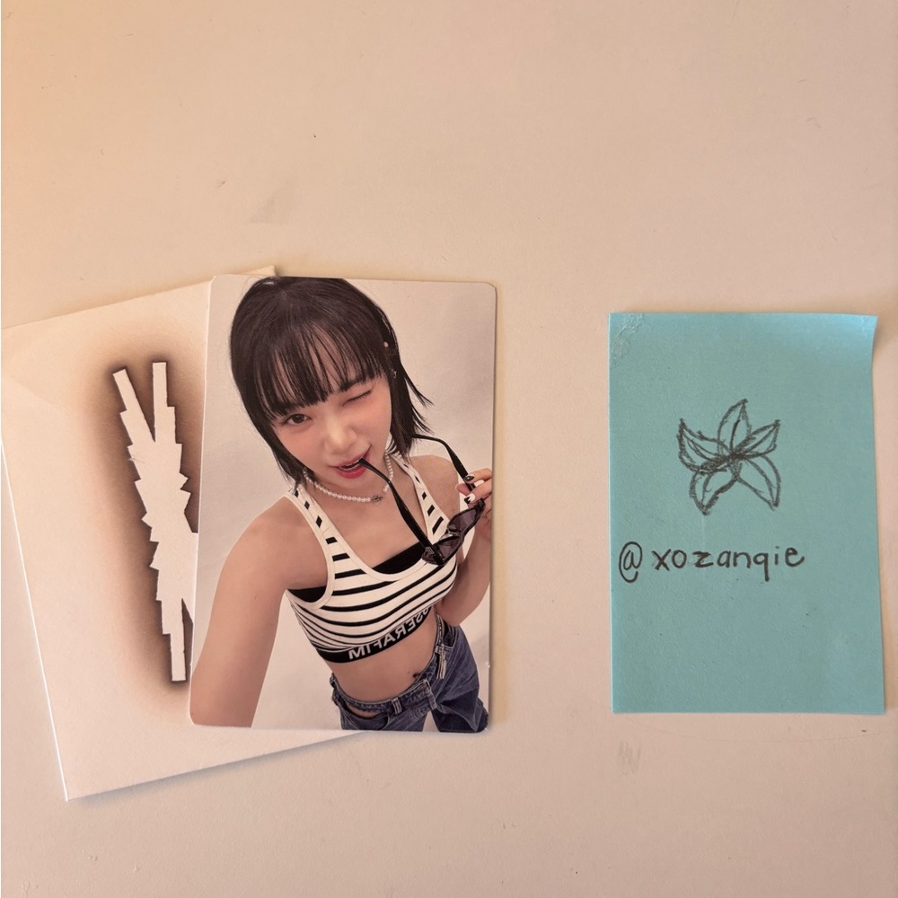chaewon le sserafim unforgiven album photocard